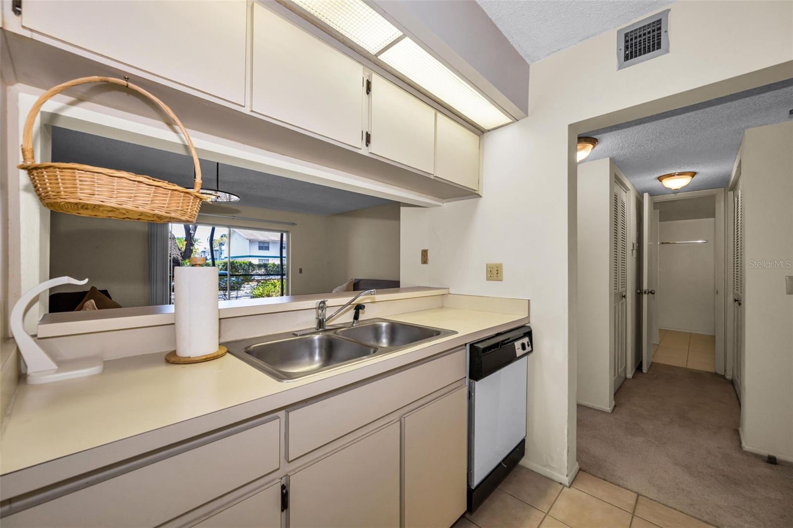 4411 Shady Terrace Unit 115, Tampa, FL 33613