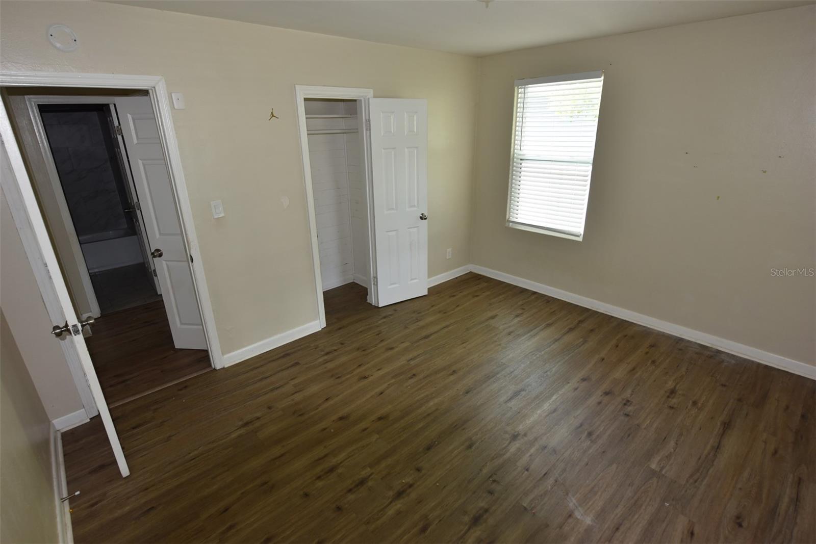 4642 10th, St Petersburg, FL 33711
