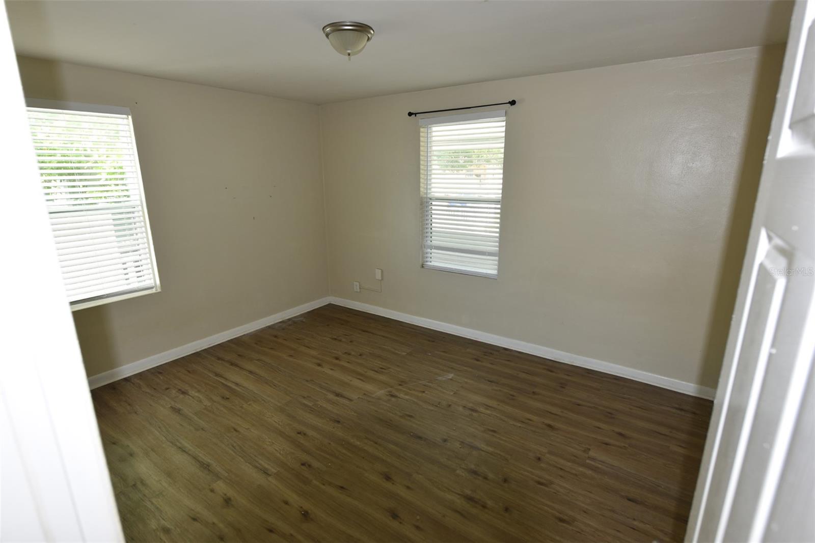4642 10th, St Petersburg, FL 33711