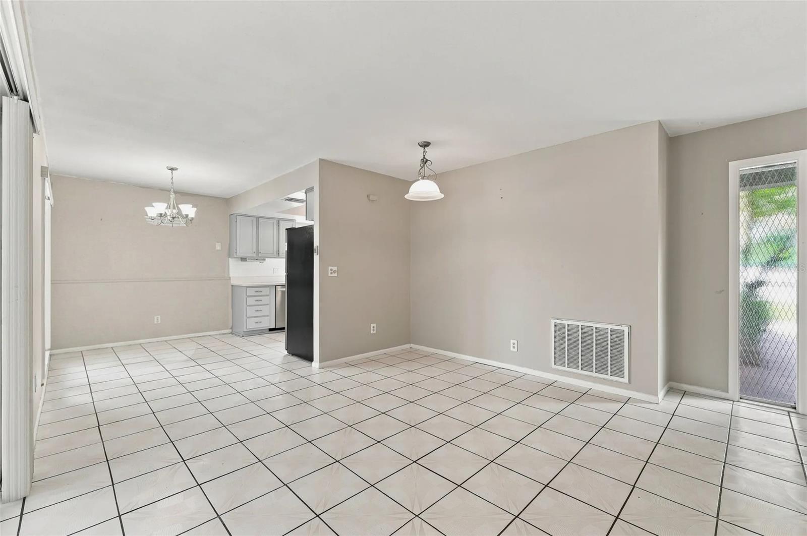 111 Jersey Woods, Orlando, FL 32824