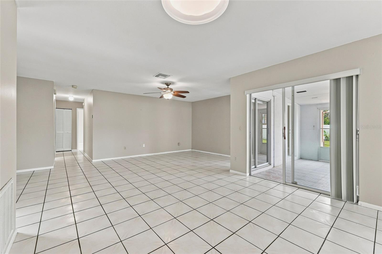 111 Jersey Woods, Orlando, FL 32824