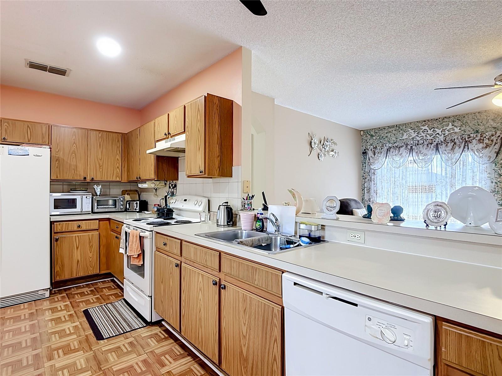 1014 Deddington, Kissimmee, FL 34758