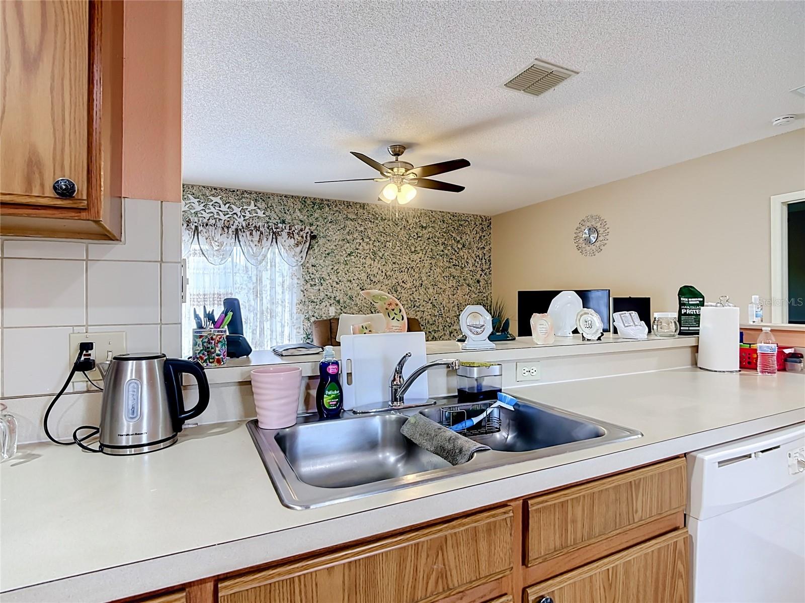 1014 Deddington, Kissimmee, FL 34758
