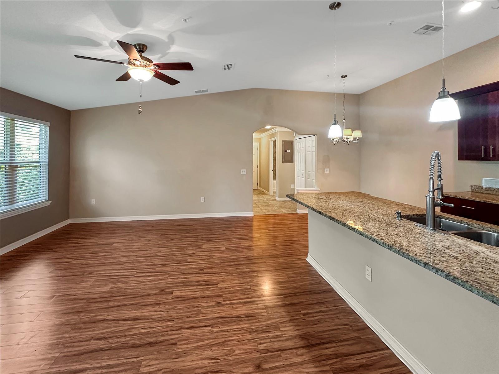 5041 Royal Palms Unit 302, New Port Richey, FL 34652