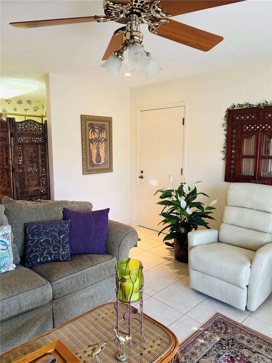 1640 Juno Unit 205-f, Astor, FL 32102
