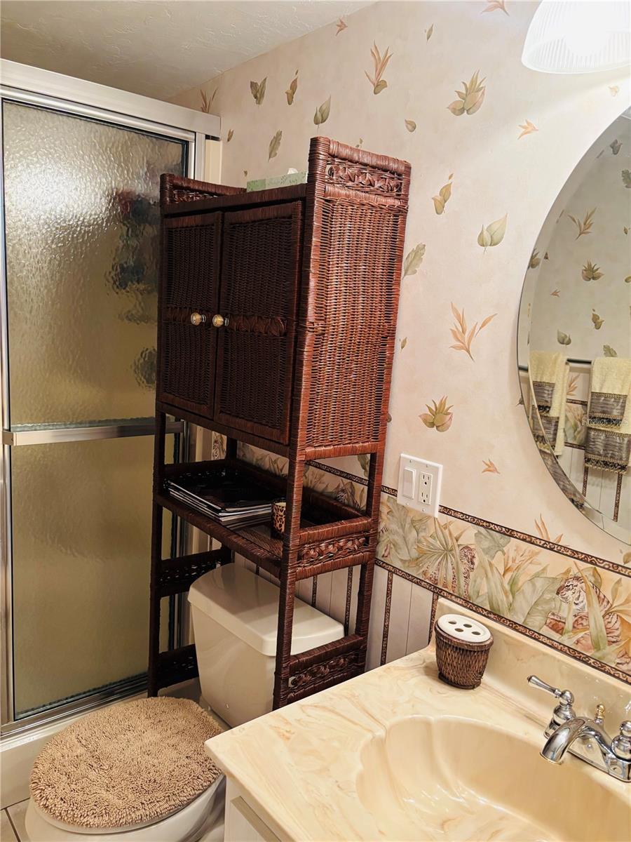 1640 Juno Unit 205-f, Astor, FL 32102