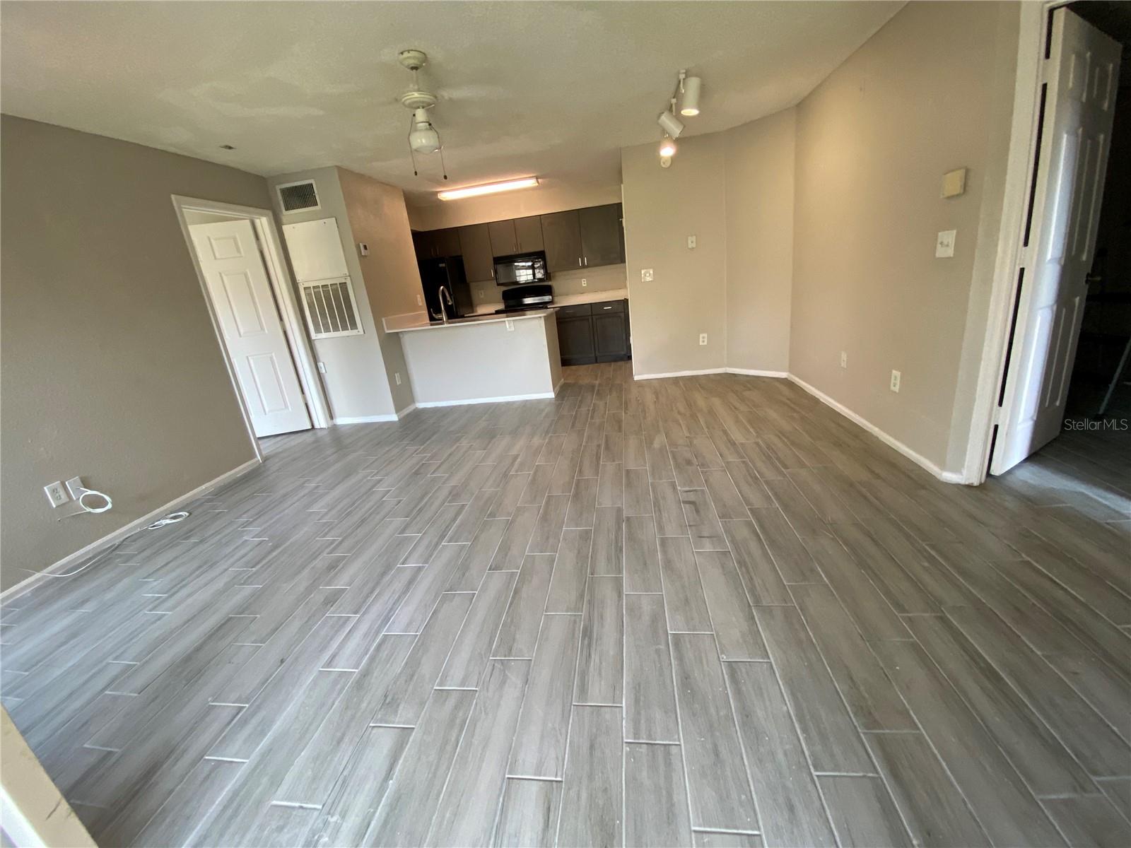 5112 Park Central Unit 616, Orlando, FL 32839