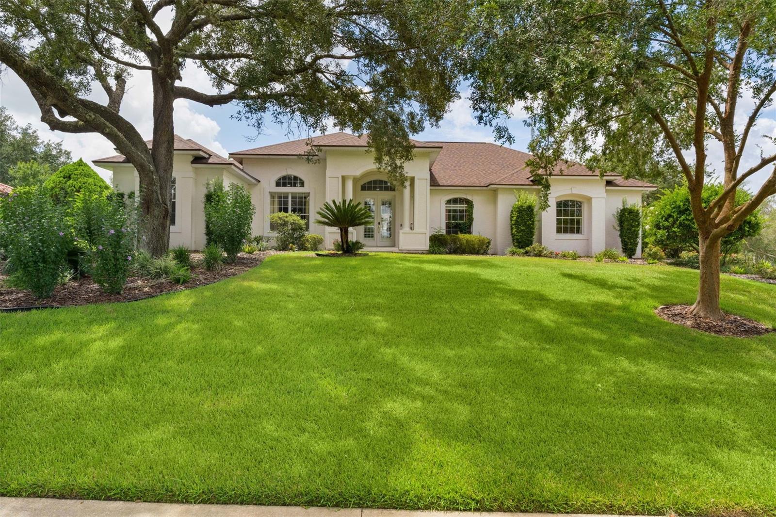 39407 Treeline, Lady Lake, FL 32159
