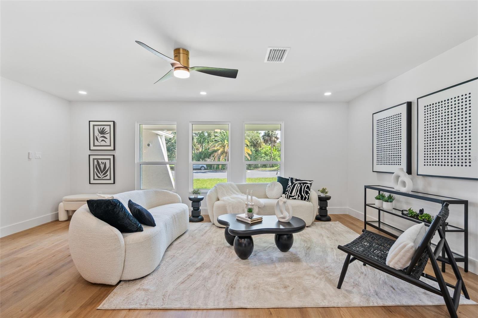670 Venice, Sarasota, FL 34242