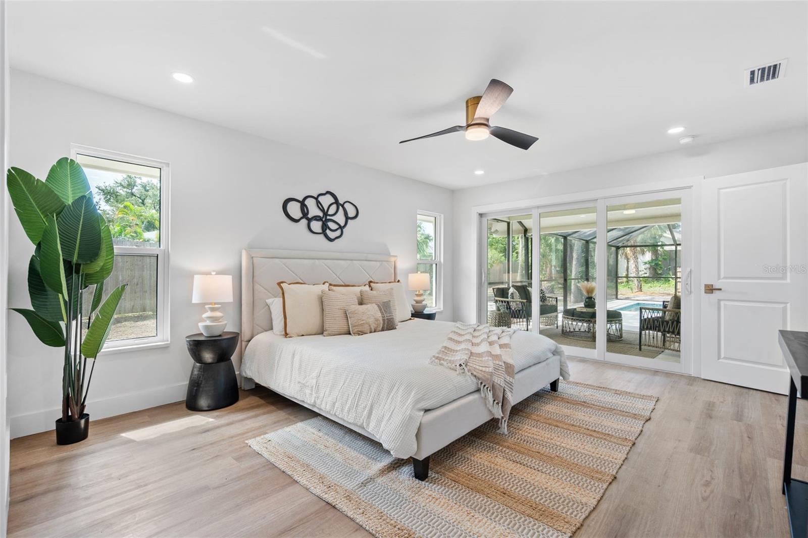 670 Venice, Sarasota, FL 34242