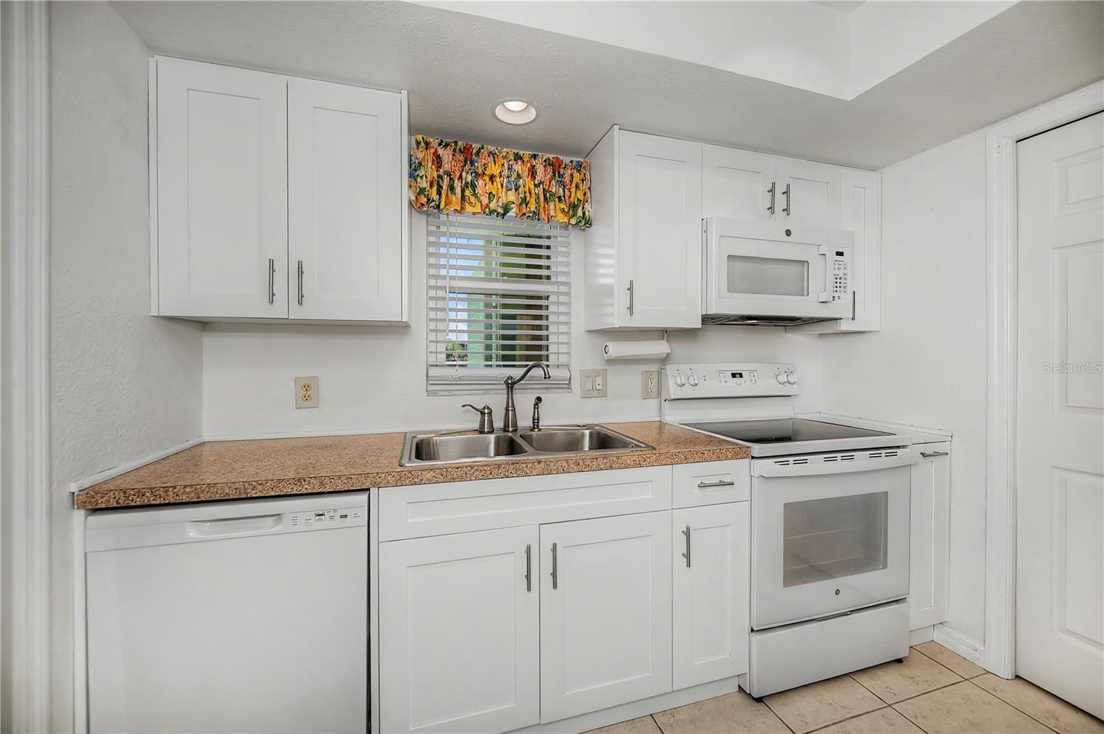 2486 Caring Unit 14c, Port Charlotte, FL 33952