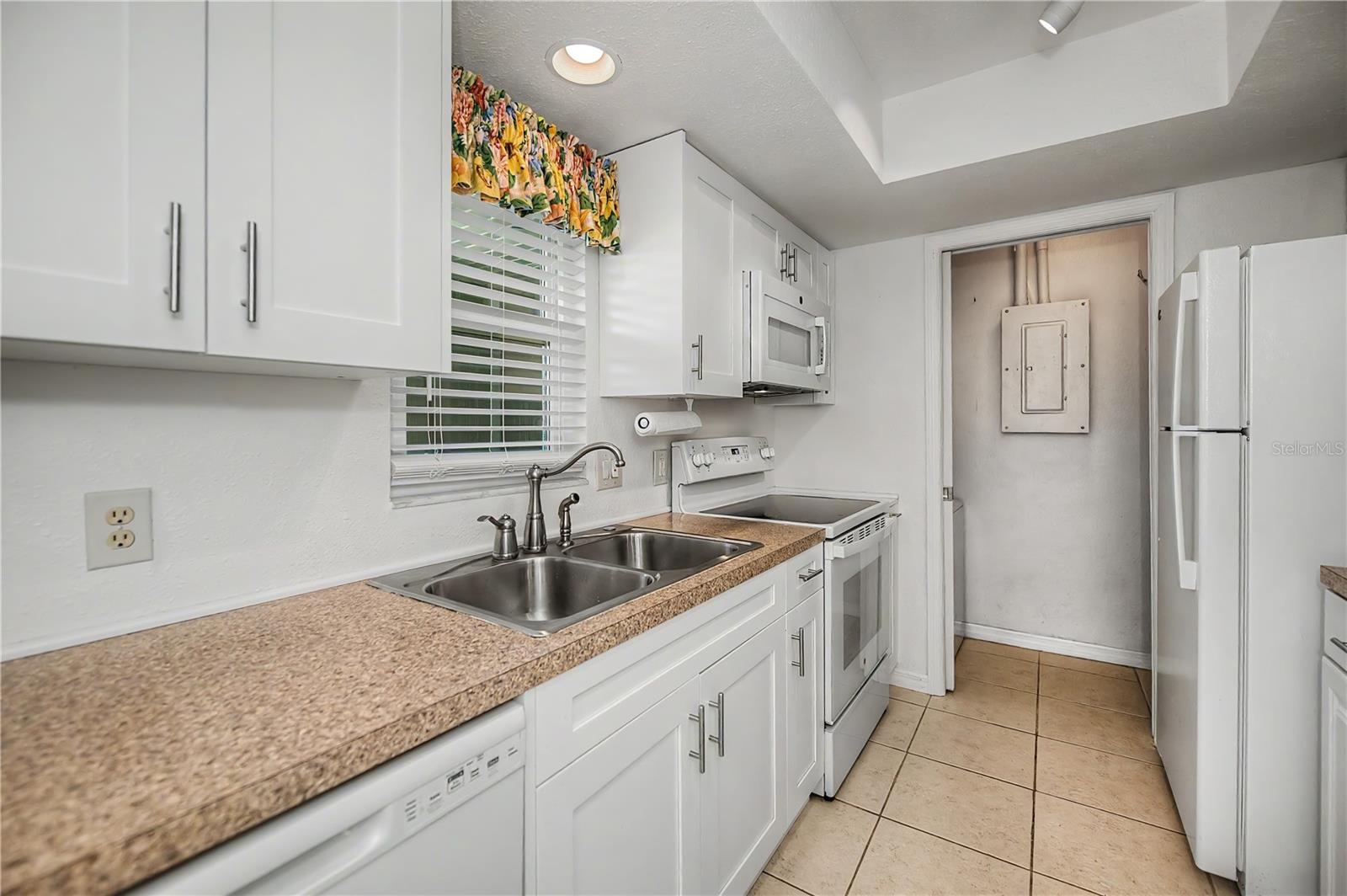 2486 Caring Unit 14c, Port Charlotte, FL 33952