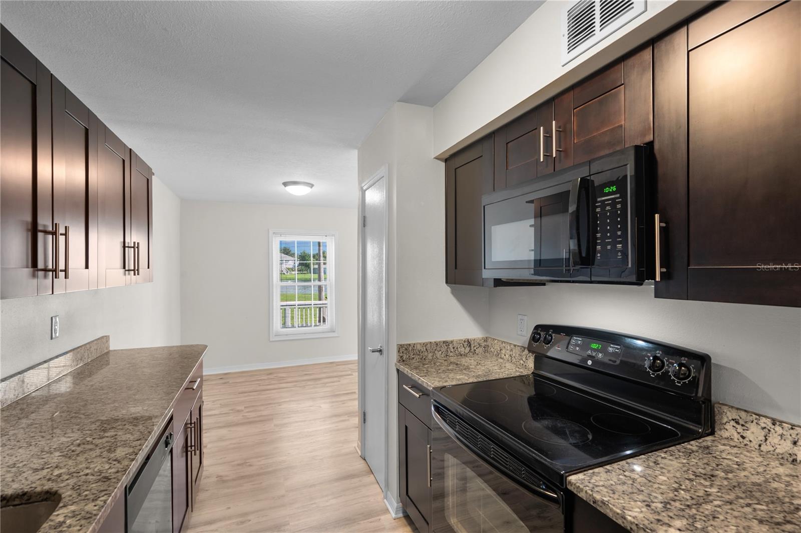 111 Seahorse Unit A, St Petersburg, FL 33705