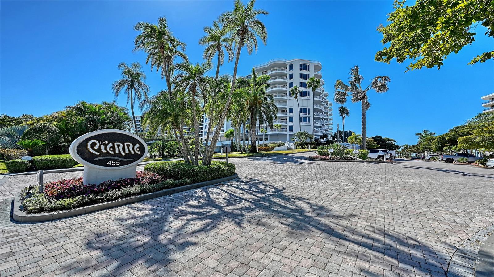455 Longboat Club Unit 905, Longboat Key, FL 34228
