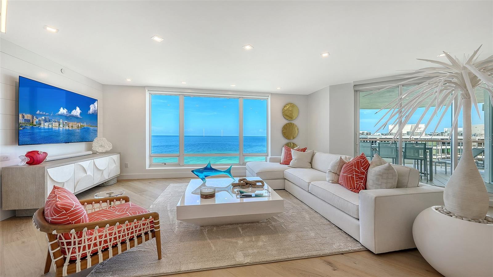 455 Longboat Club Unit 905, Longboat Key, FL 34228