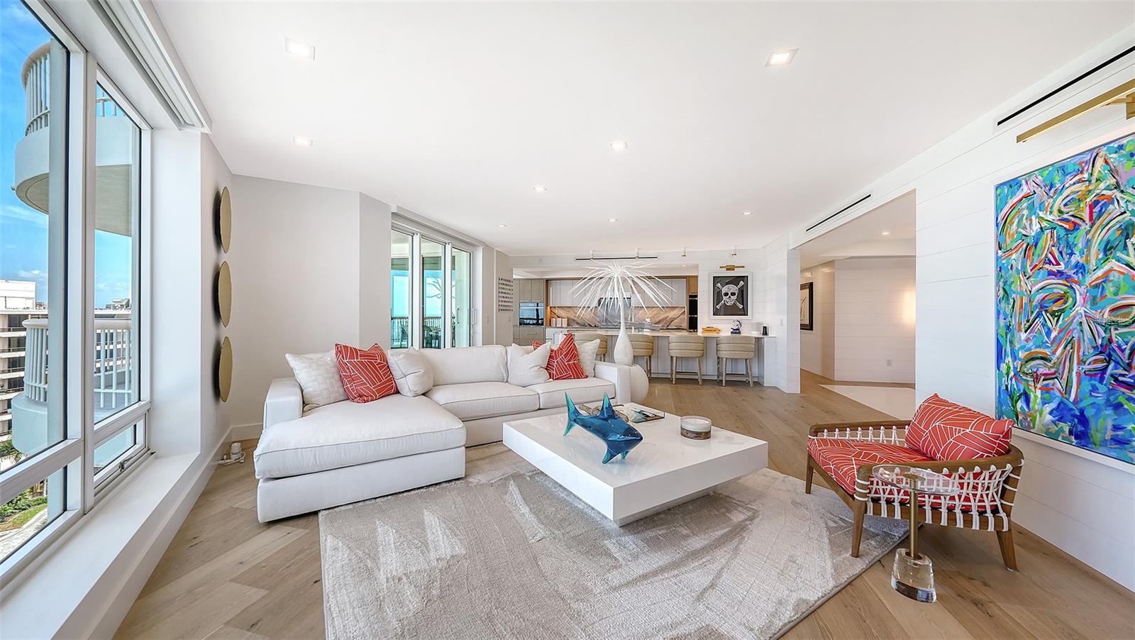455 Longboat Club Unit 905, Longboat Key, FL 34228