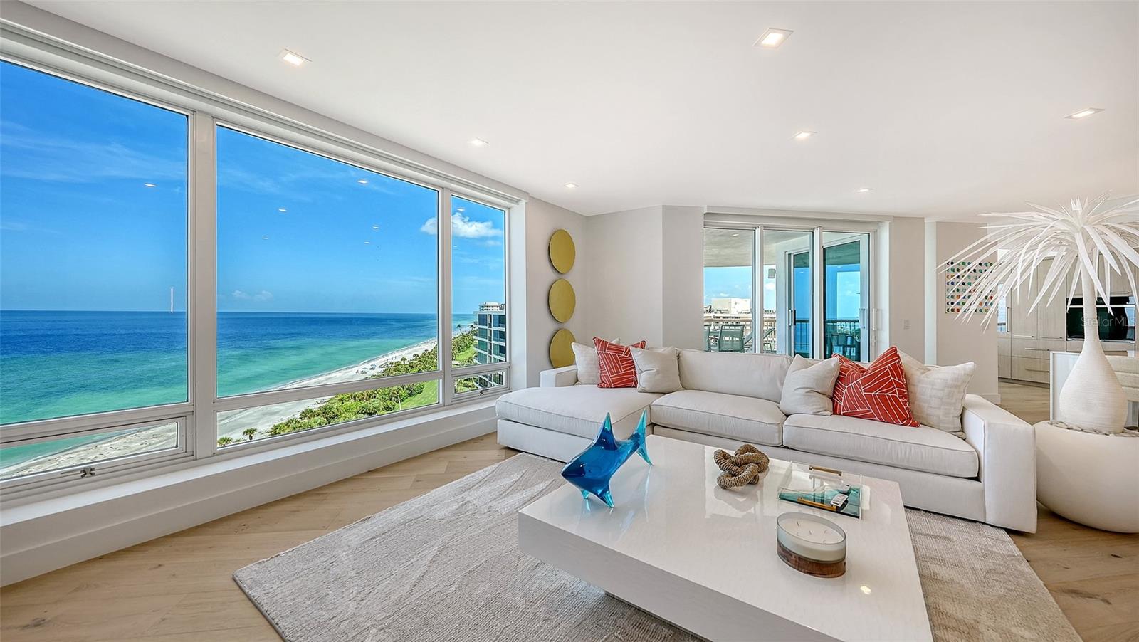 455 Longboat Club Unit 905, Longboat Key, FL 34228
