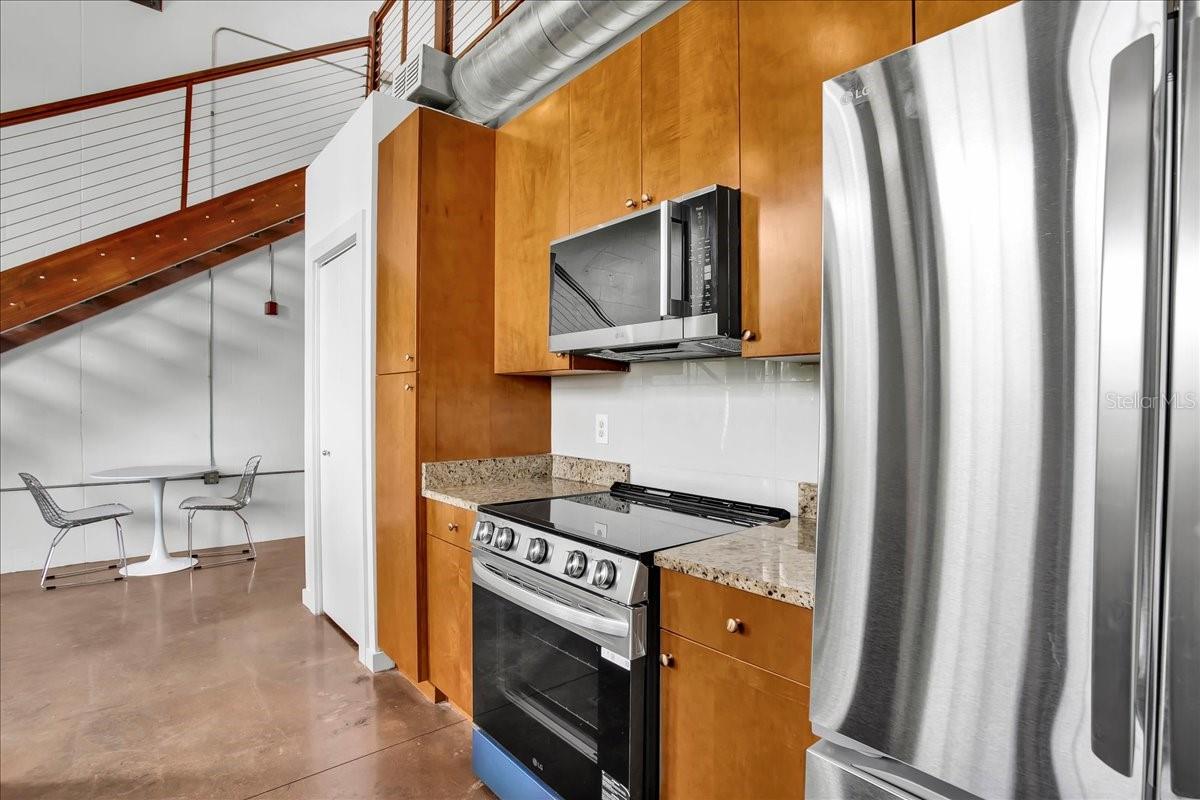 2001 2nd Unit 24, Tampa, FL 33605