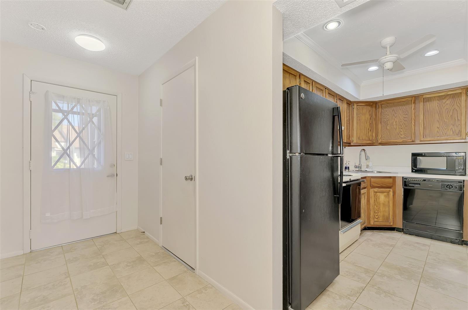 1211 Capri Isles Unit 14, Venice, FL 34292