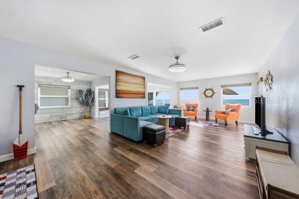 6421 Driftwood, Hudson, FL 34667