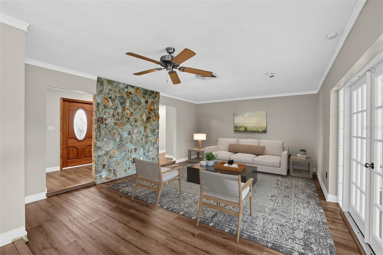 6450 31st, St Petersburg, FL 33710