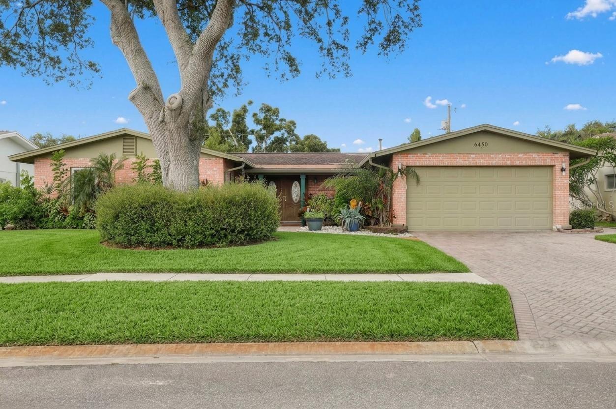 6450 31st, St Petersburg, FL 33710