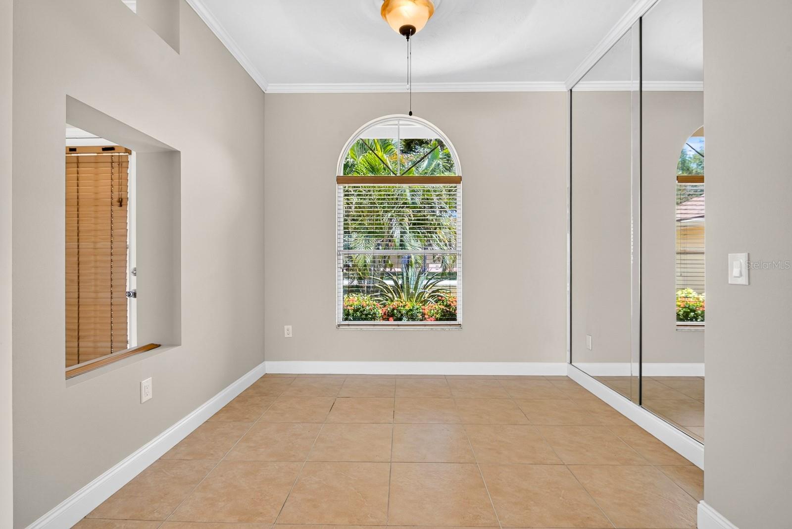 5410 61st St E, Bradenton, FL 34203