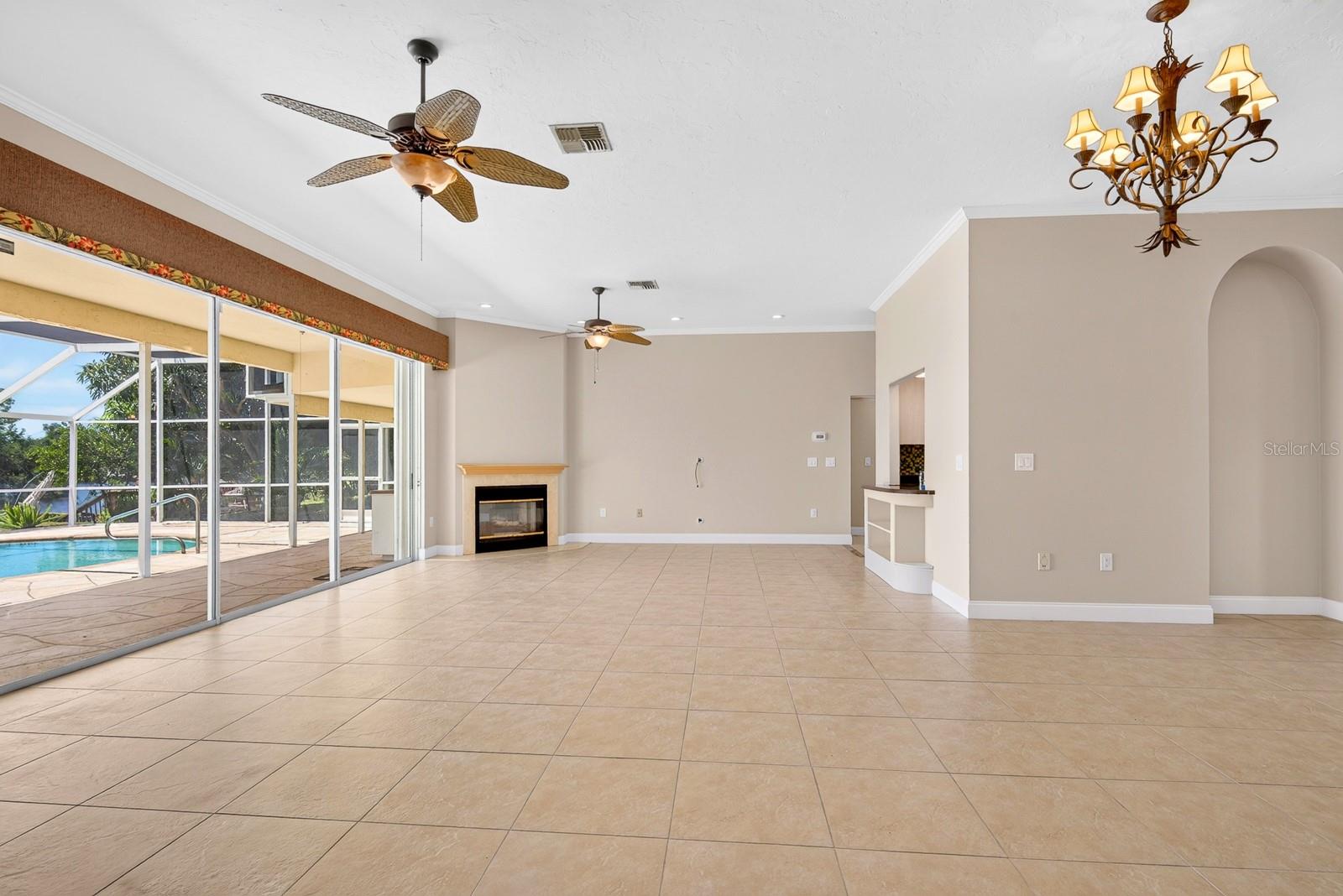 5410 61st St E, Bradenton, FL 34203
