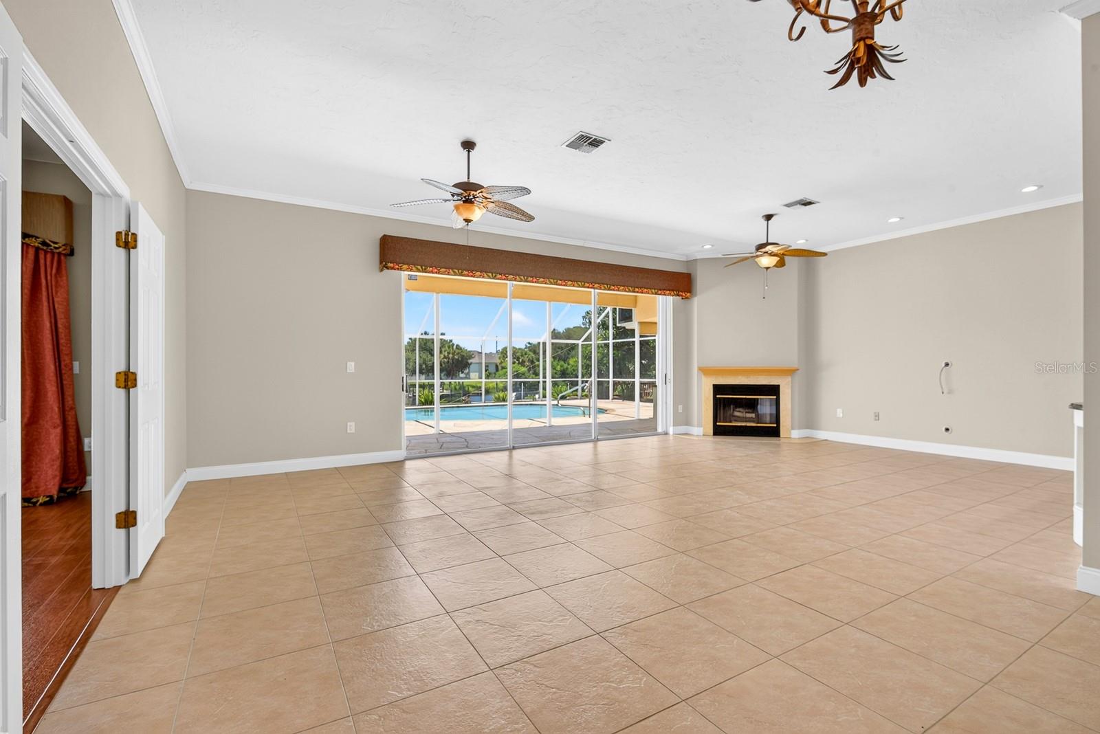 5410 61st St E, Bradenton, FL 34203