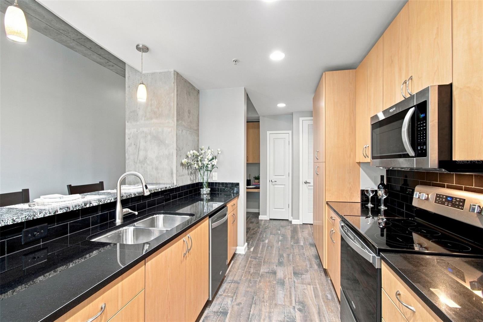 777 Ashley Unit 910, Tampa, FL 33602