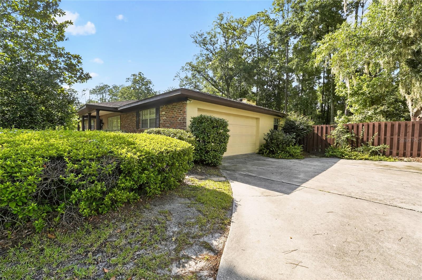 4624 19th, Gainesville, FL 32605