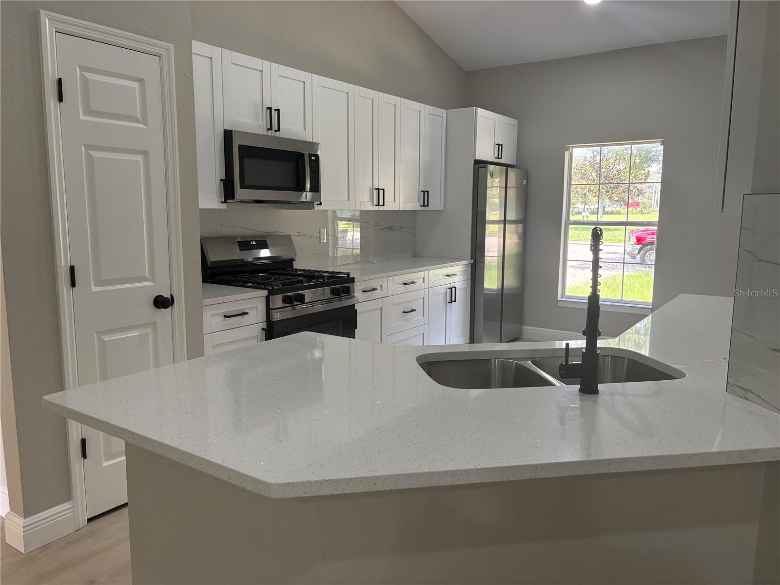1415 Cristo Rey, Plant City, FL 33566