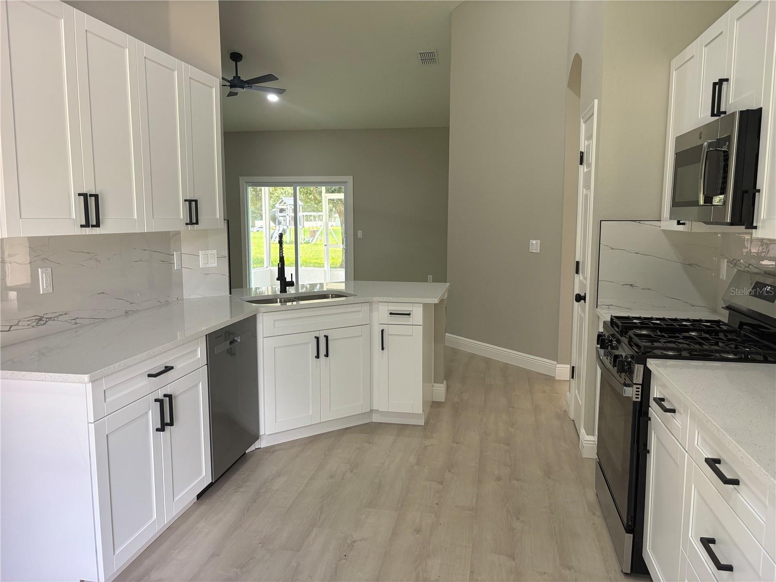 1415 Cristo Rey, Plant City, FL 33566