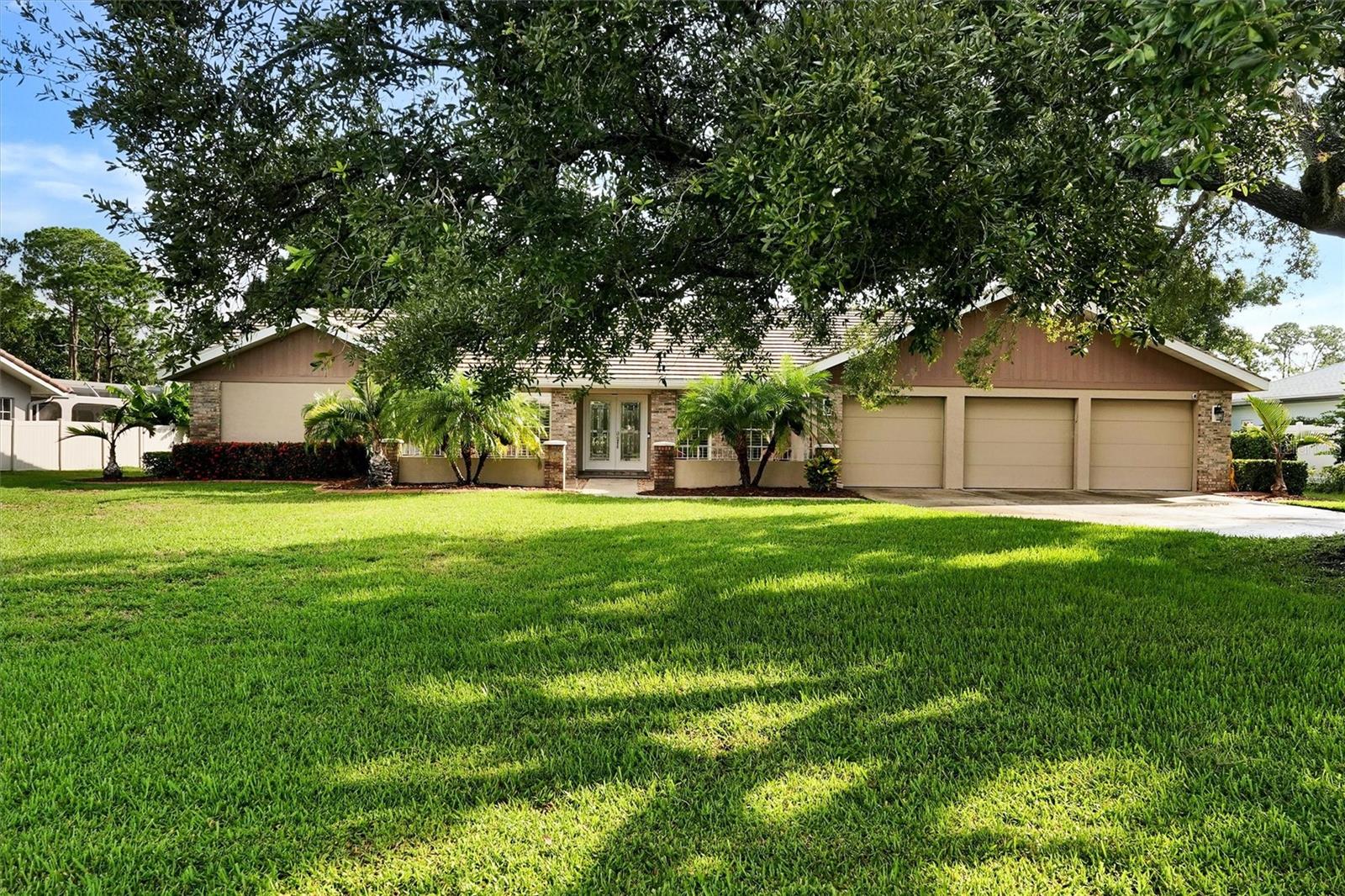 7913 Broadmoor Pines, Sarasota, FL 34243