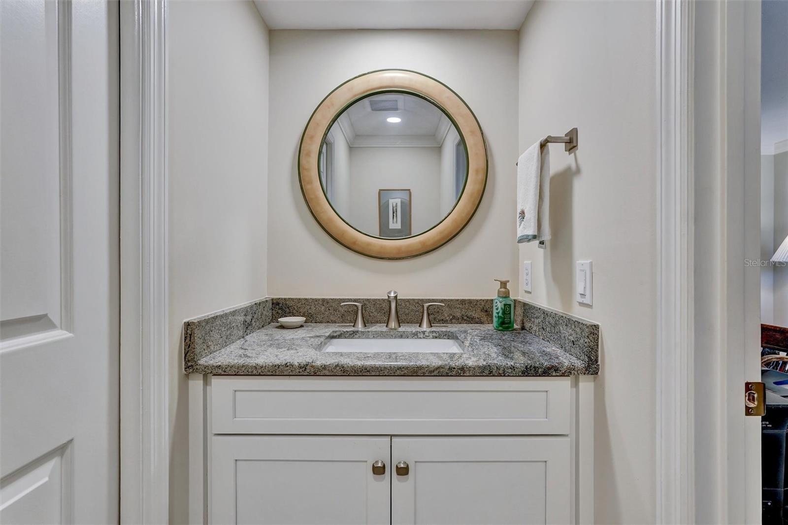 7913 Broadmoor Pines, Sarasota, FL 34243