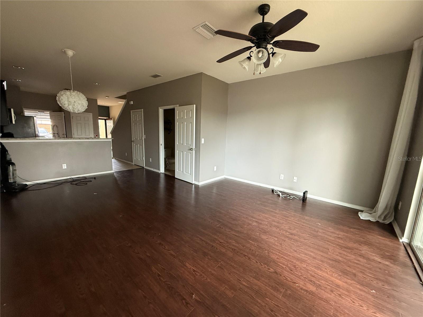 4951 White Sanderling, Tampa, FL 33619