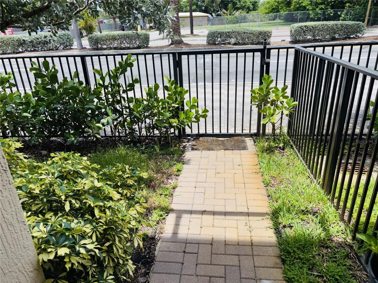 2132 6th, Fort Lauderdale, FL 33311