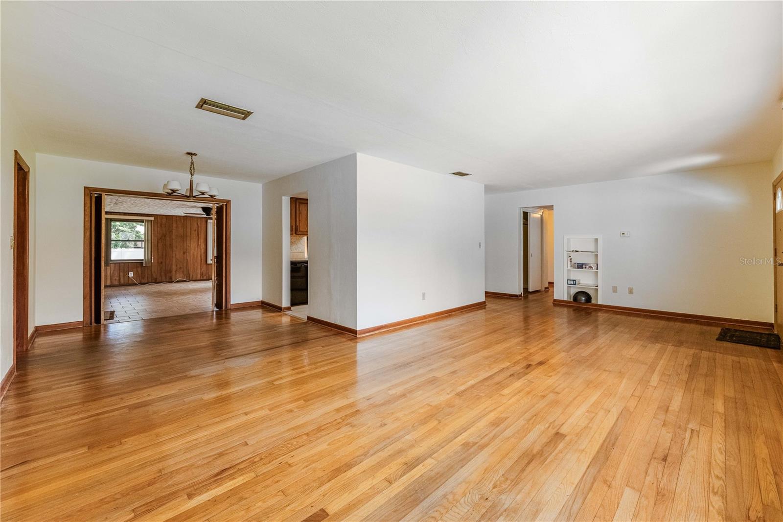 521 Bonnie, Lakeland, FL 33803