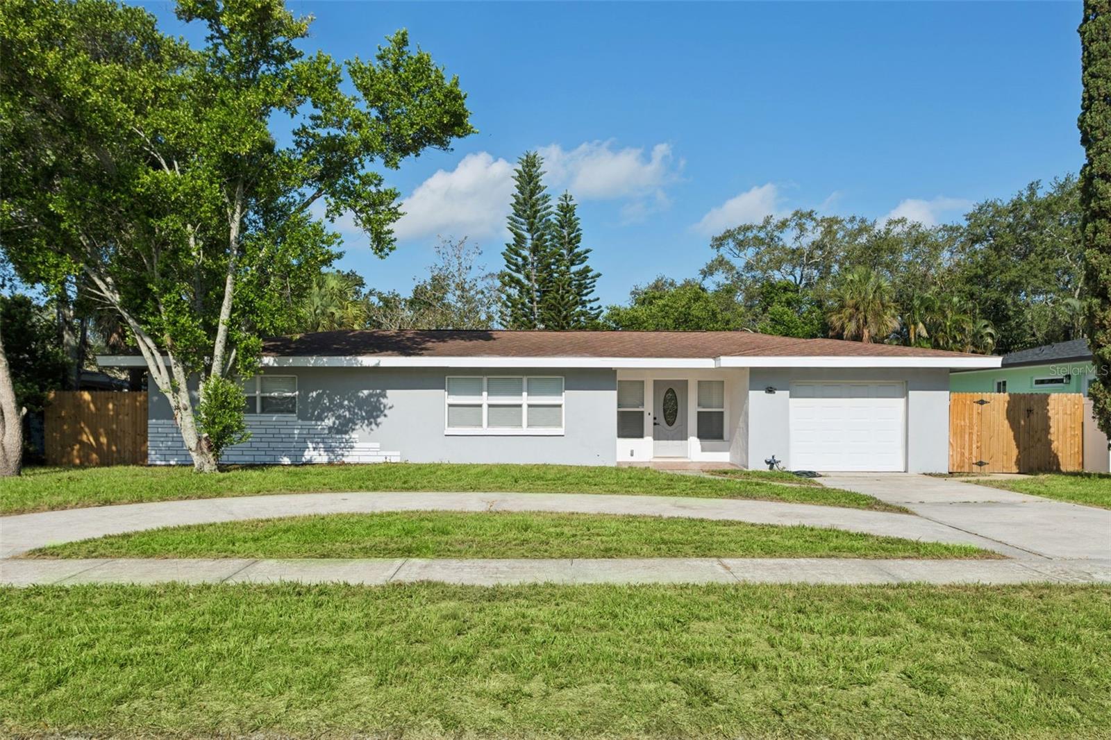 540 Milwaukee, Dunedin, FL 34698