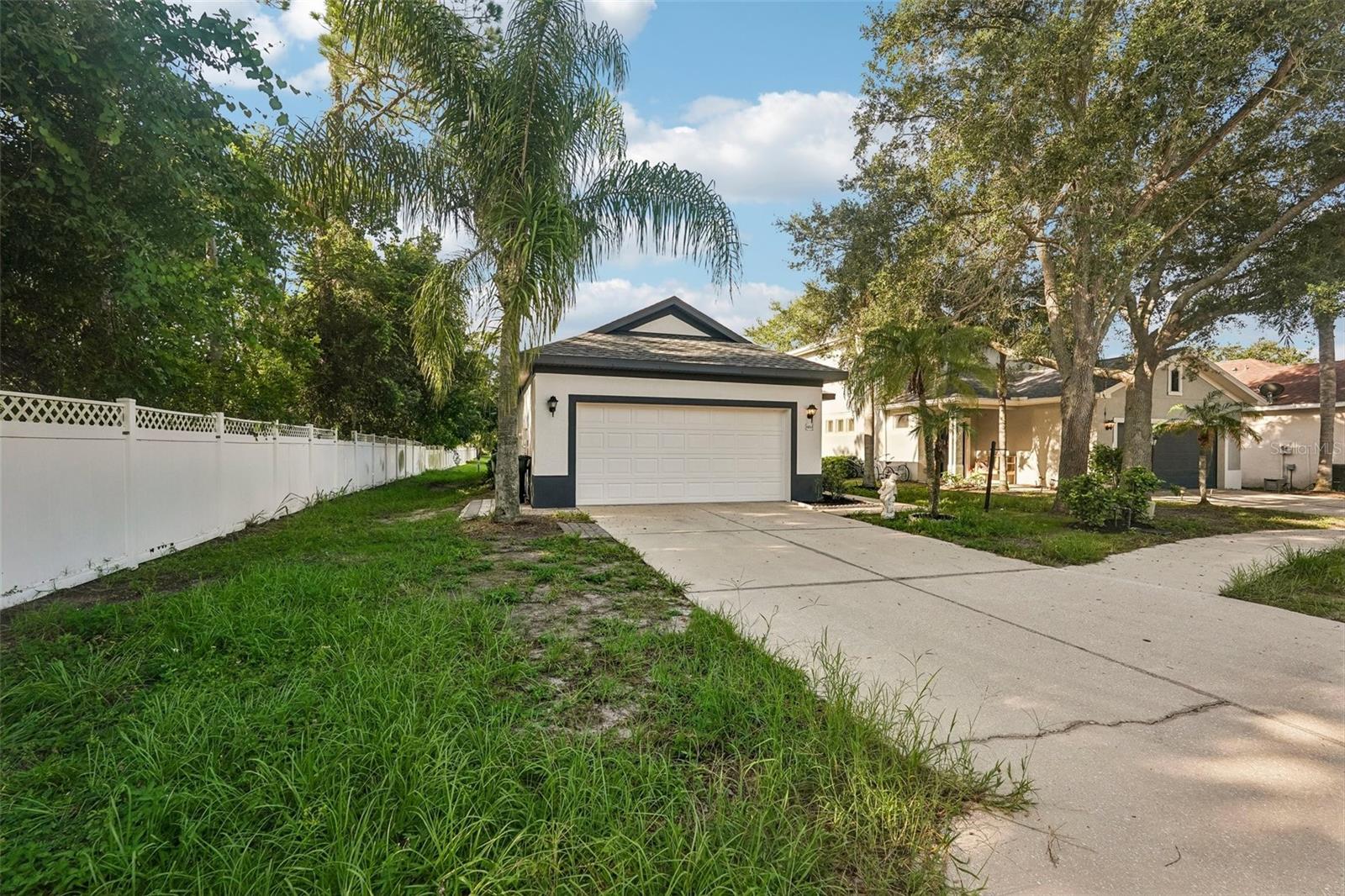 1468 Daryl, Sarasota, FL 34232