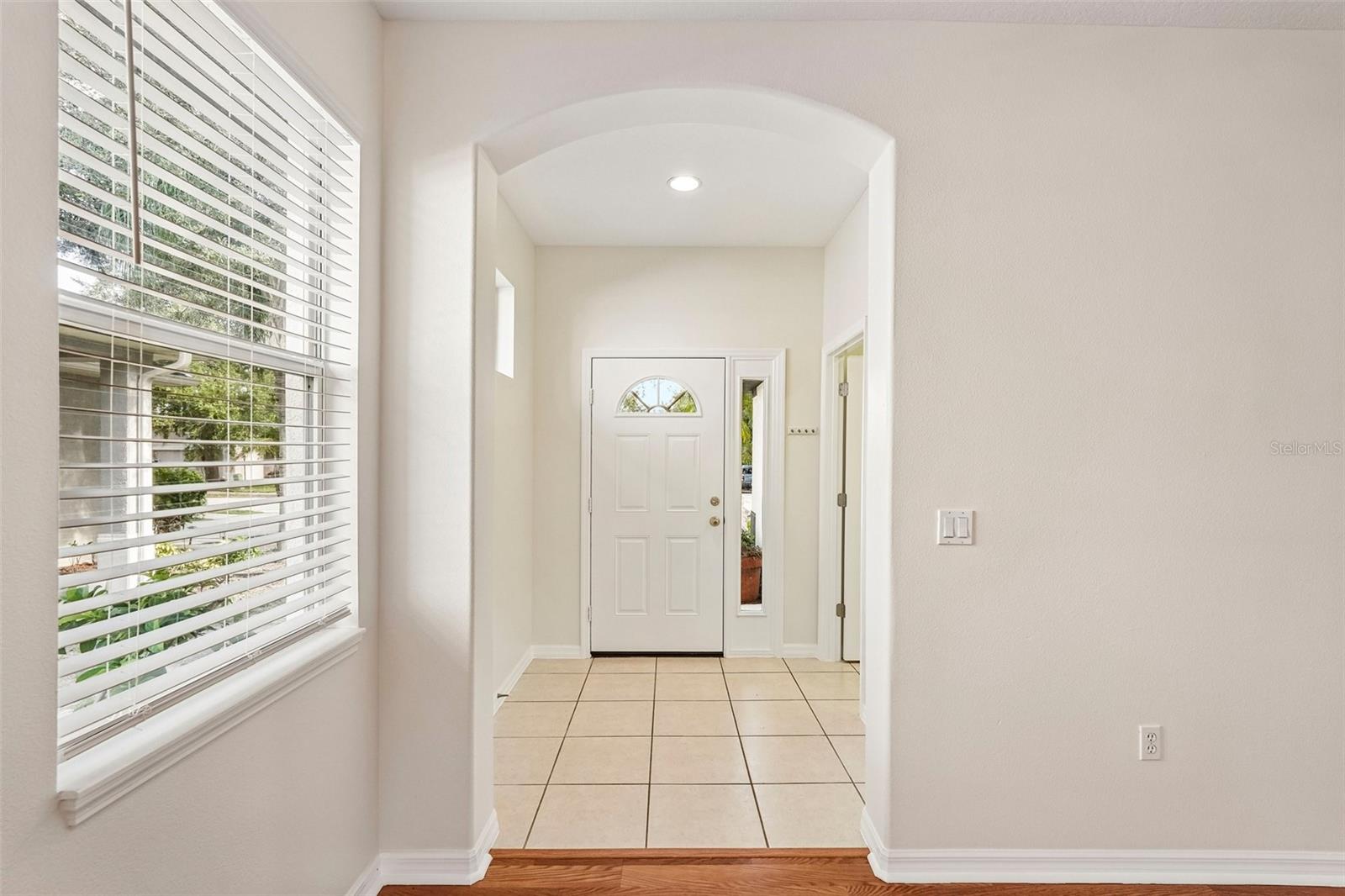 1468 Daryl, Sarasota, FL 34232