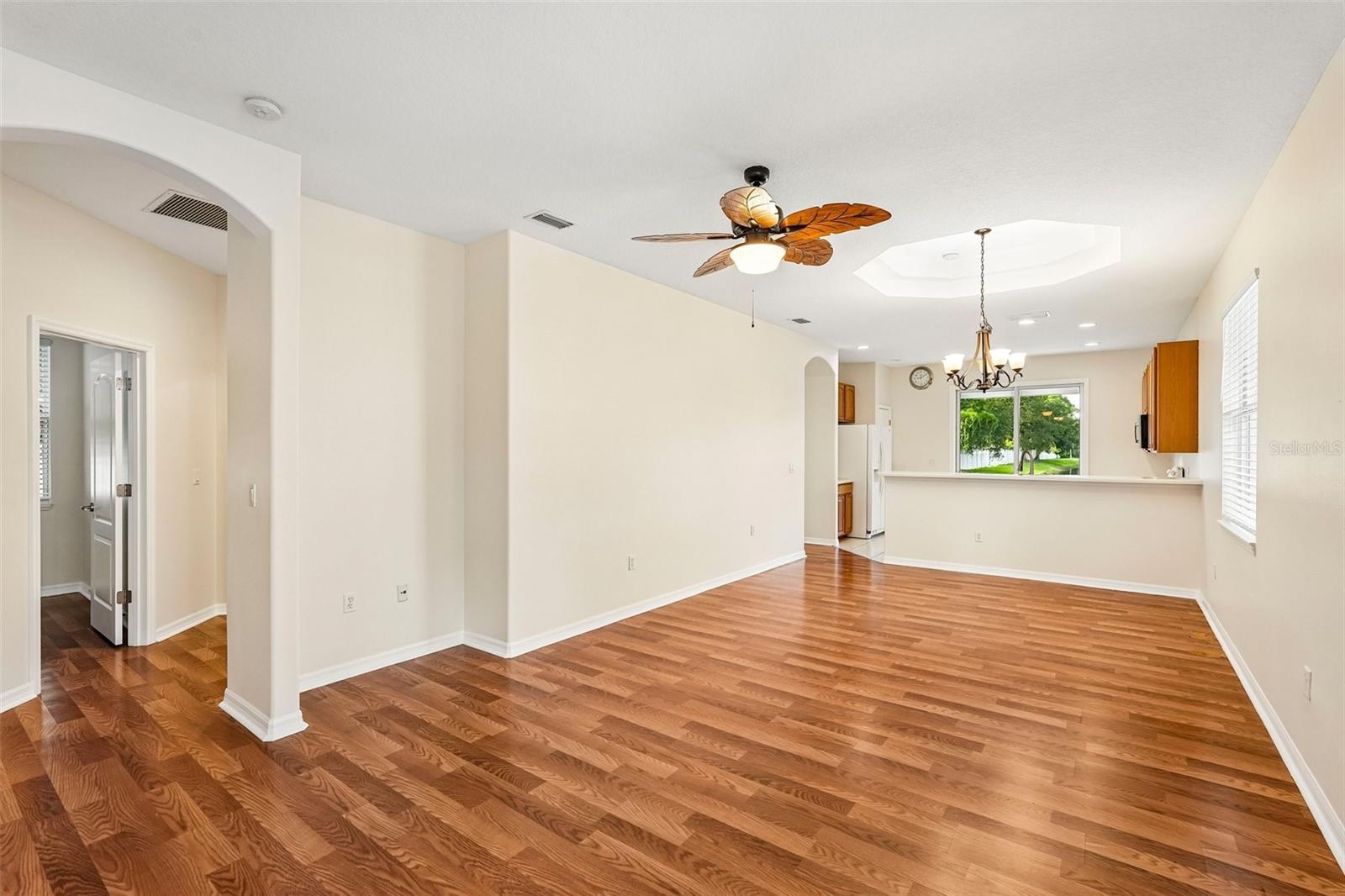 1468 Daryl, Sarasota, FL 34232