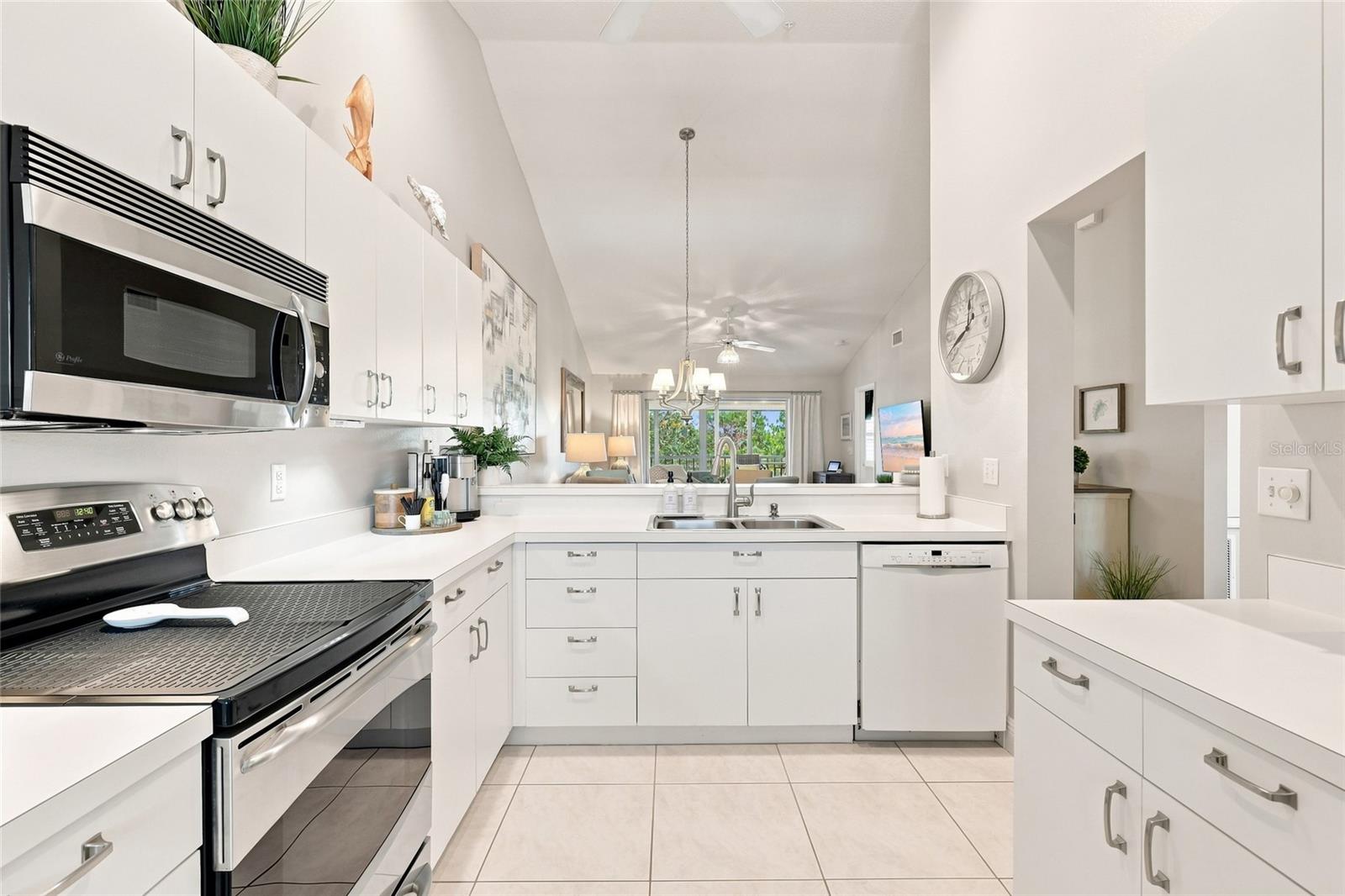 8735 Olde Hickory Unit 8304, Sarasota, FL 34238