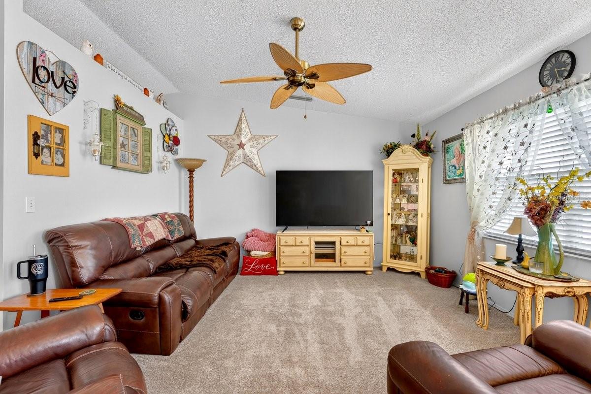 2956 Bristol, South Daytona, FL 32119