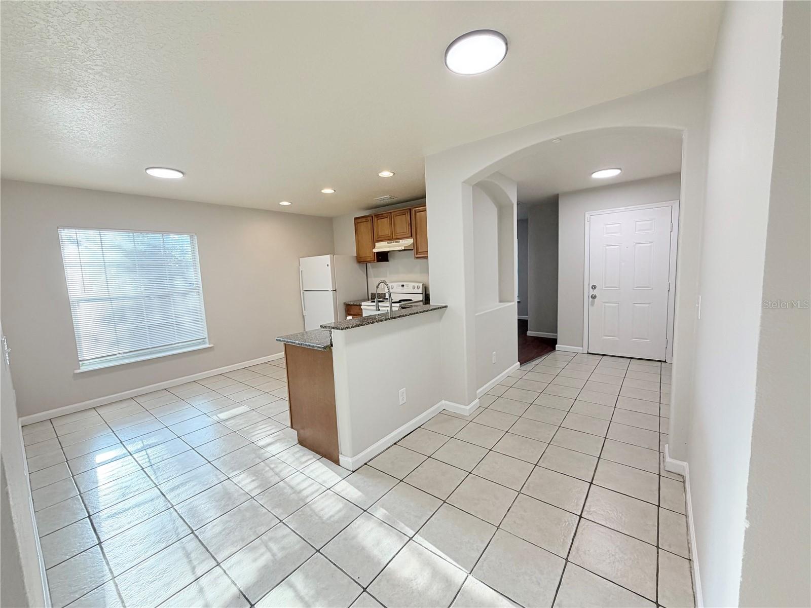 54 18th, Apopka, FL 32703