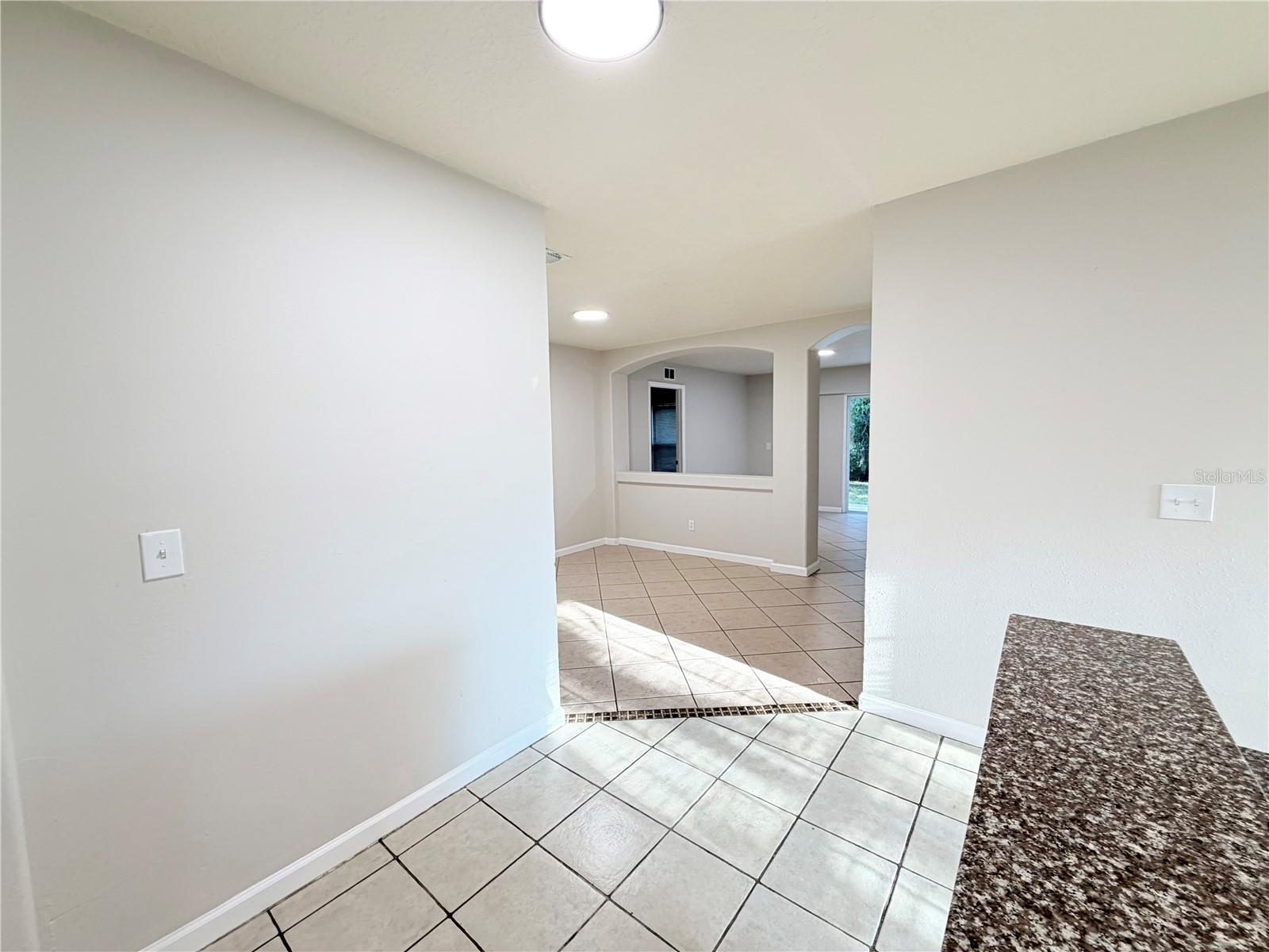 54 18th, Apopka, FL 32703