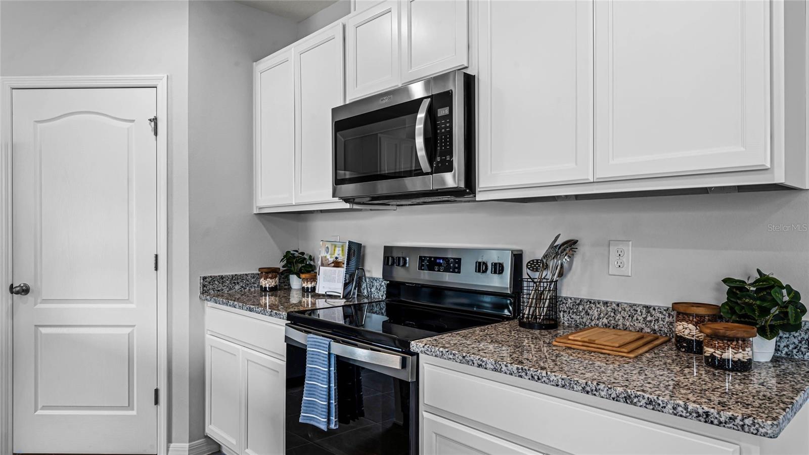 7034 Flint Creek, Land O Lakes, FL 34638