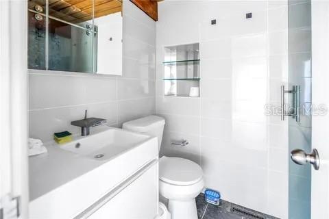 31 Dolphin, Treasure Island, FL 33706