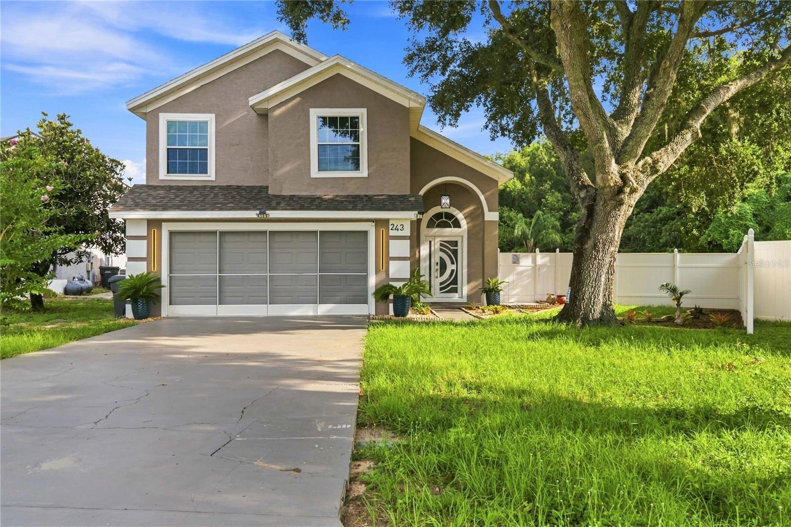 243 Oxford, Davenport, FL 33896