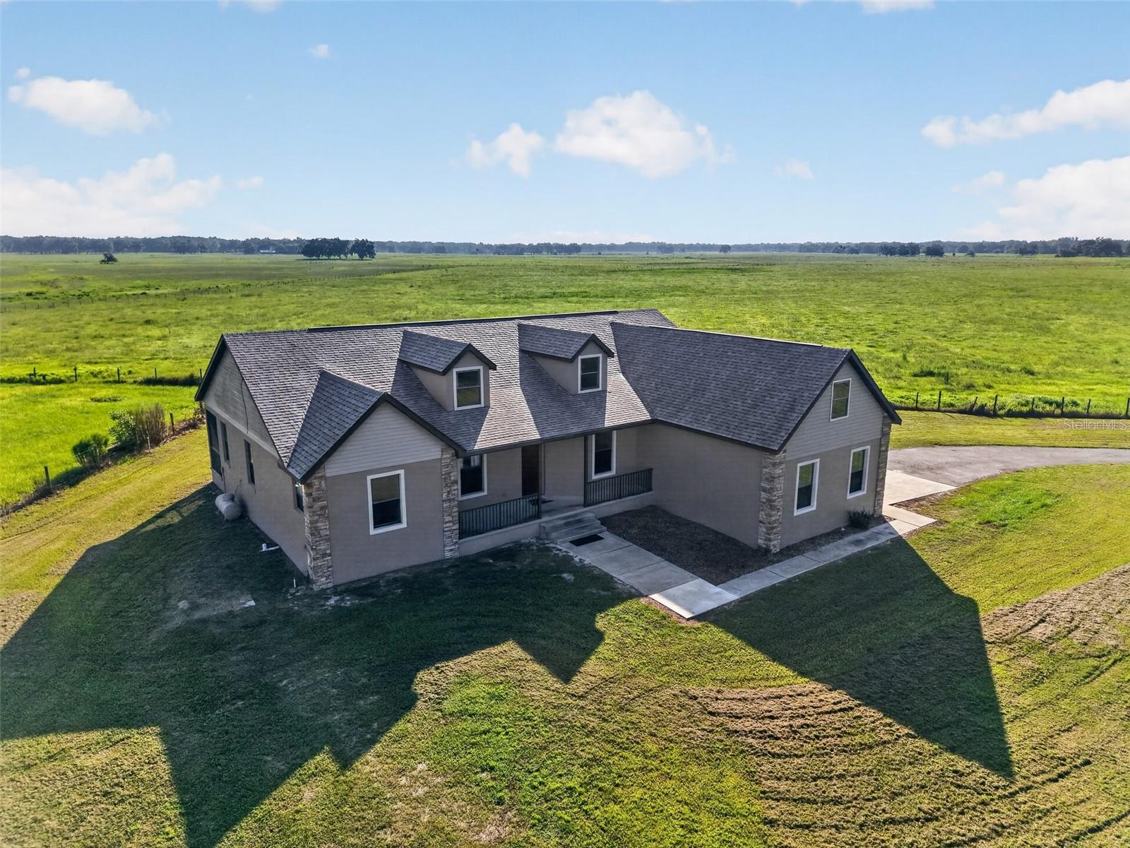 4027 C 470, Lake Panasoffkee, FL 33538